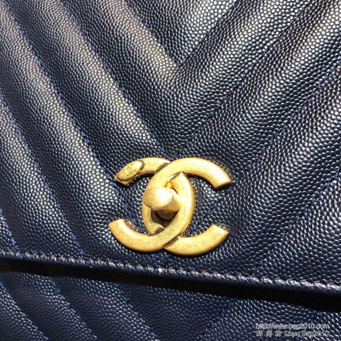 CHANEL香奈兒 独家背景实拍 球纹手柄 Chanel cocohandle 專櫃对版货 小球纹原厂牛皮 時尚百搭 手提肩背斜挎包  Cco1103